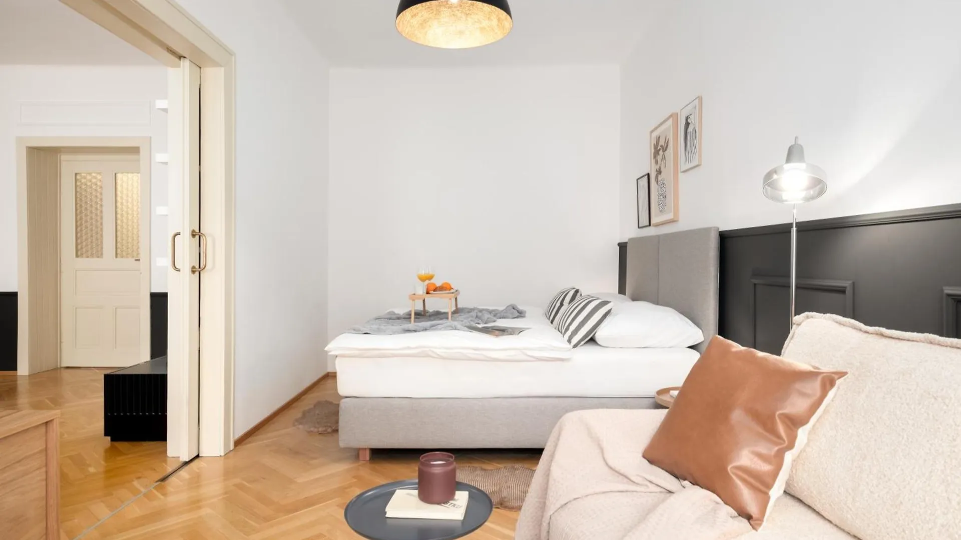 Stru House By Prague Days - Luxurious Apartments Next To National Theatre 0*,
