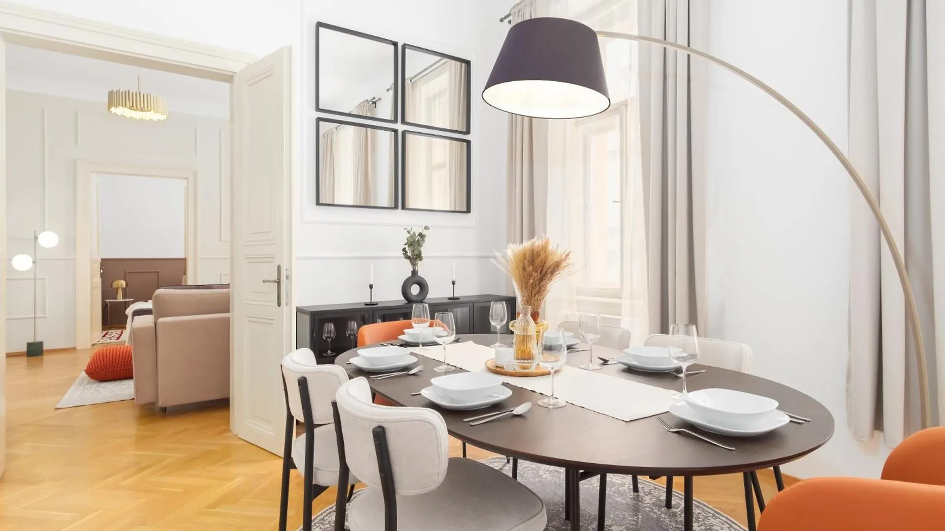 Stru House By Prague Days - Luxurious Apartments Next To National Theatre 0*,